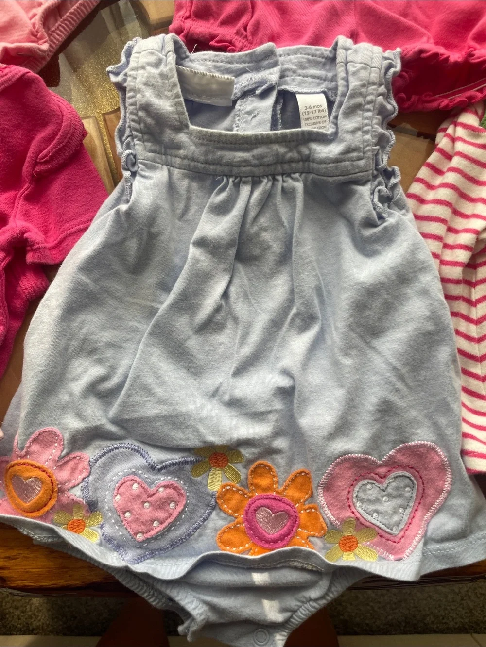 9 piece lot of spring / summer clothes for 0 - 3 month old baby girl